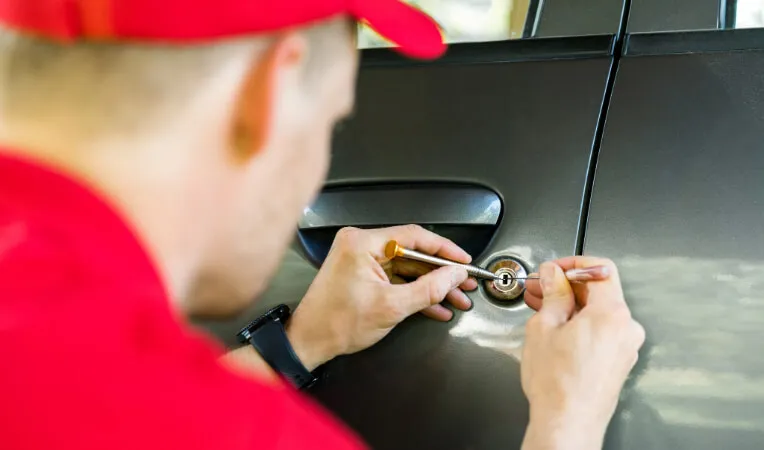 22 10 24 car locksmith